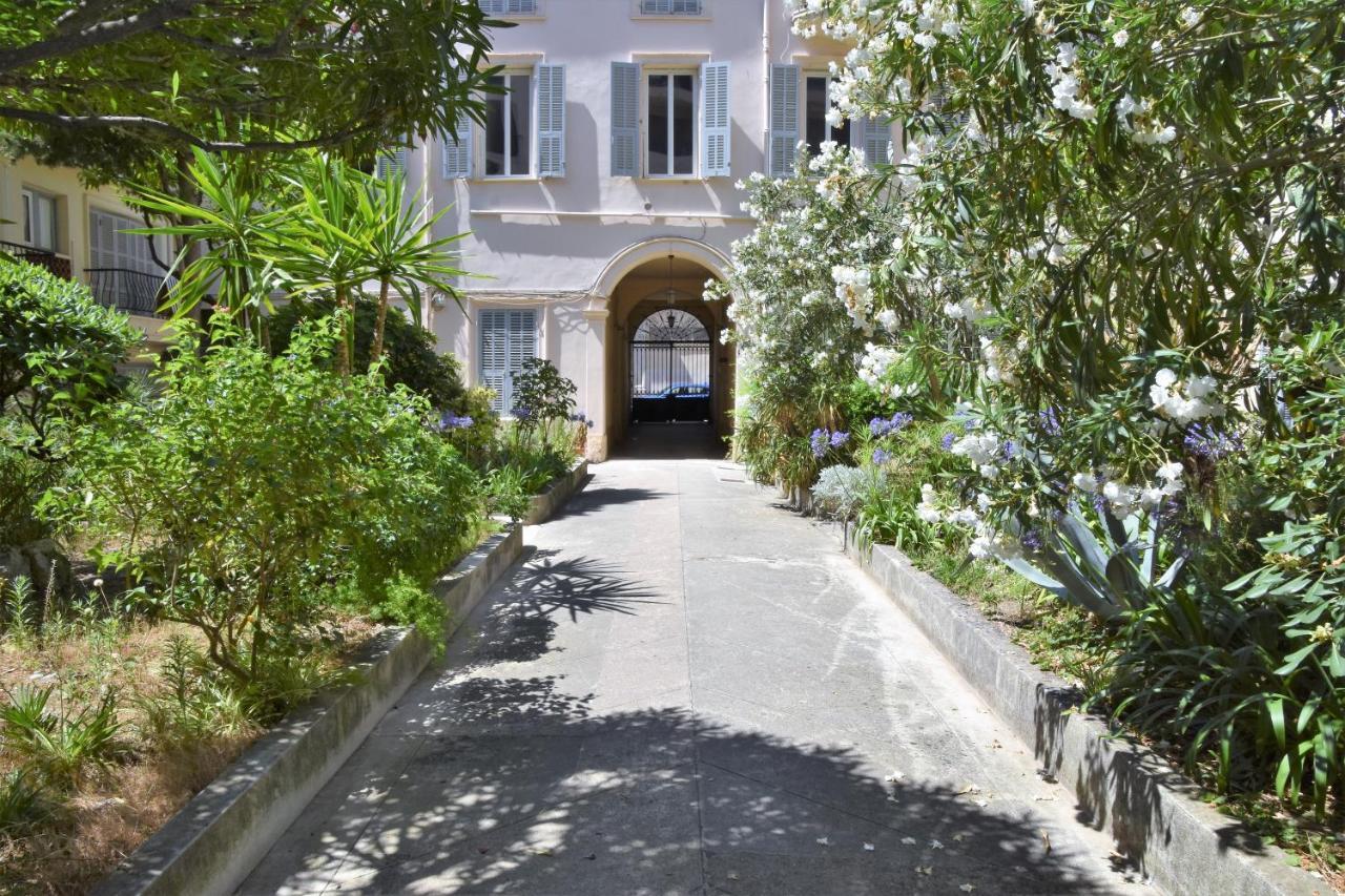 Bellecour Loft Apartment Menton Exterior foto